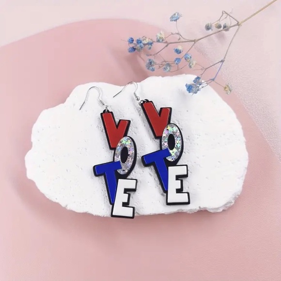 Vote Earrings large drop Earrings, acrylic, silvery USA flag colors women NEW - Picture 5 of 8